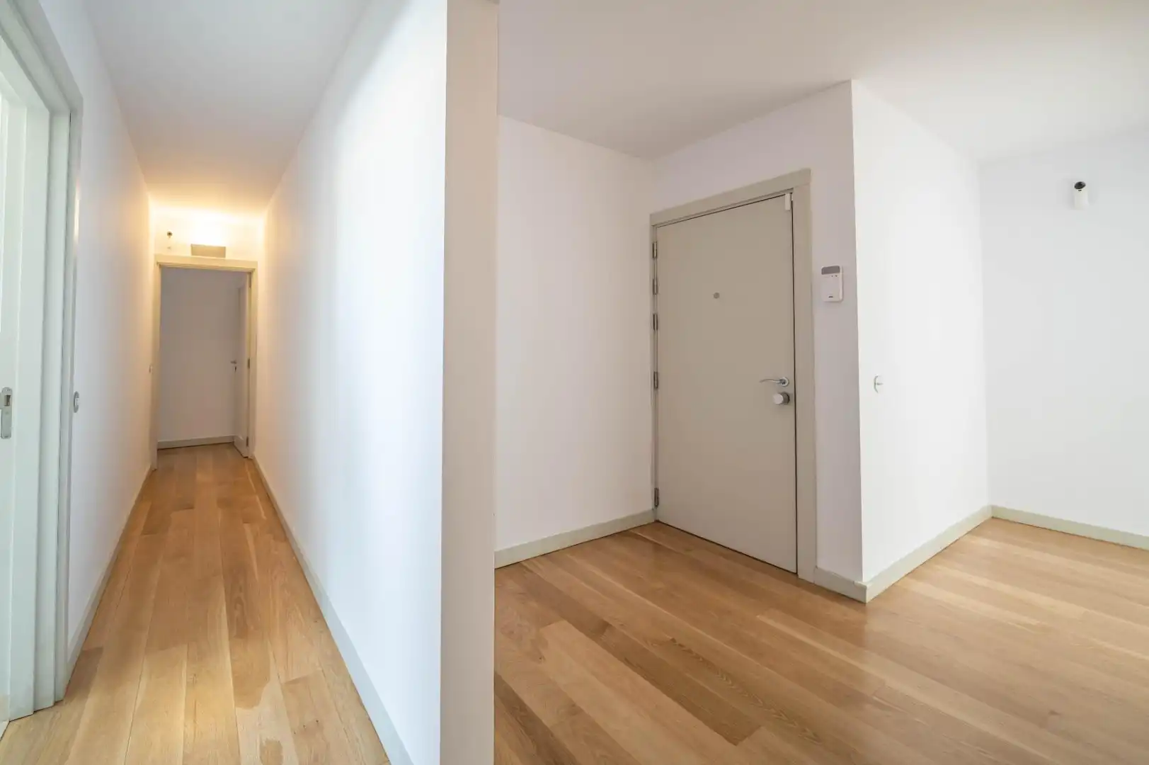 Piso en venta en Granada con Calefacción, Parquet y Alarma