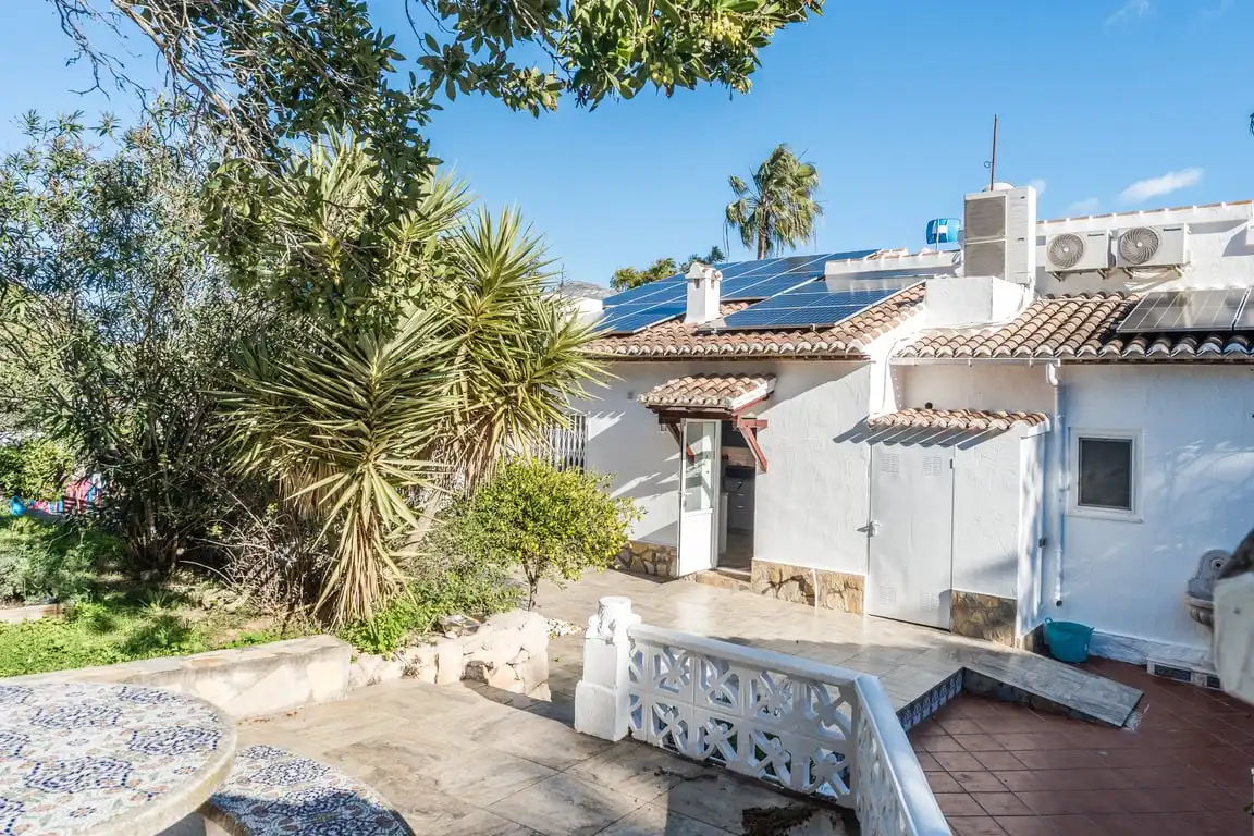 Vista exterior de Casa o chalet en venta en Jávea / Xàbia con Aire acondicionado, Jardín privado y Terraza