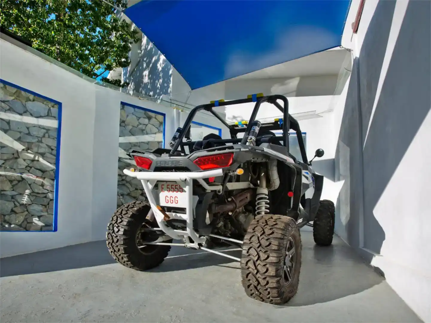 Parking de Casa o chalet en venta en Marbella con Aire acondicionado, Jardín privado y Trastero