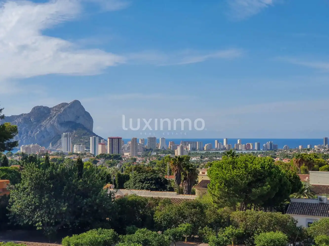Vista exterior de Casa o chalet en venta en Calpe / Calp con Aire acondicionado, Calefacción y Jardín privado
