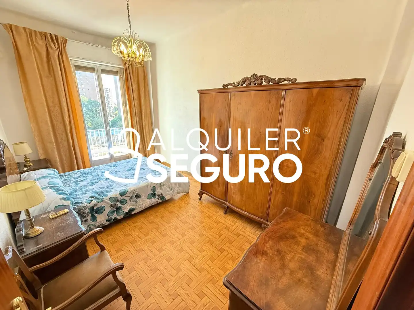 Bedroom of Flat for rent in Madrid  with Air Conditioner, Heating and Terrace