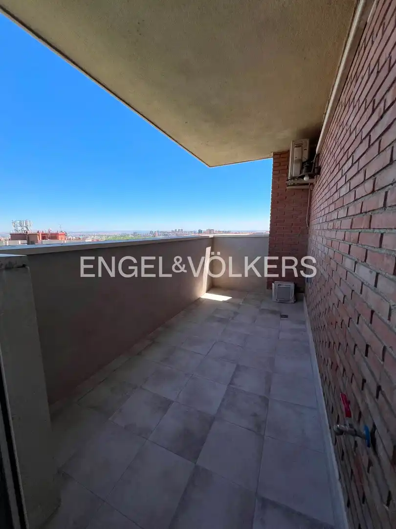 Terrace of Flat for rent in Madrid  with Air Conditioner, Heating and Parquet flooring