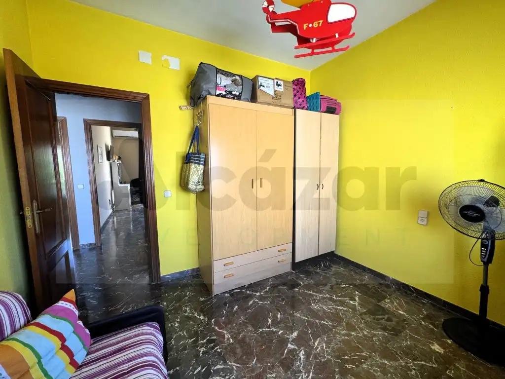 Habitación de Casa adosada en venta en Mairena del Alcor con Aire acondicionado y Terraza