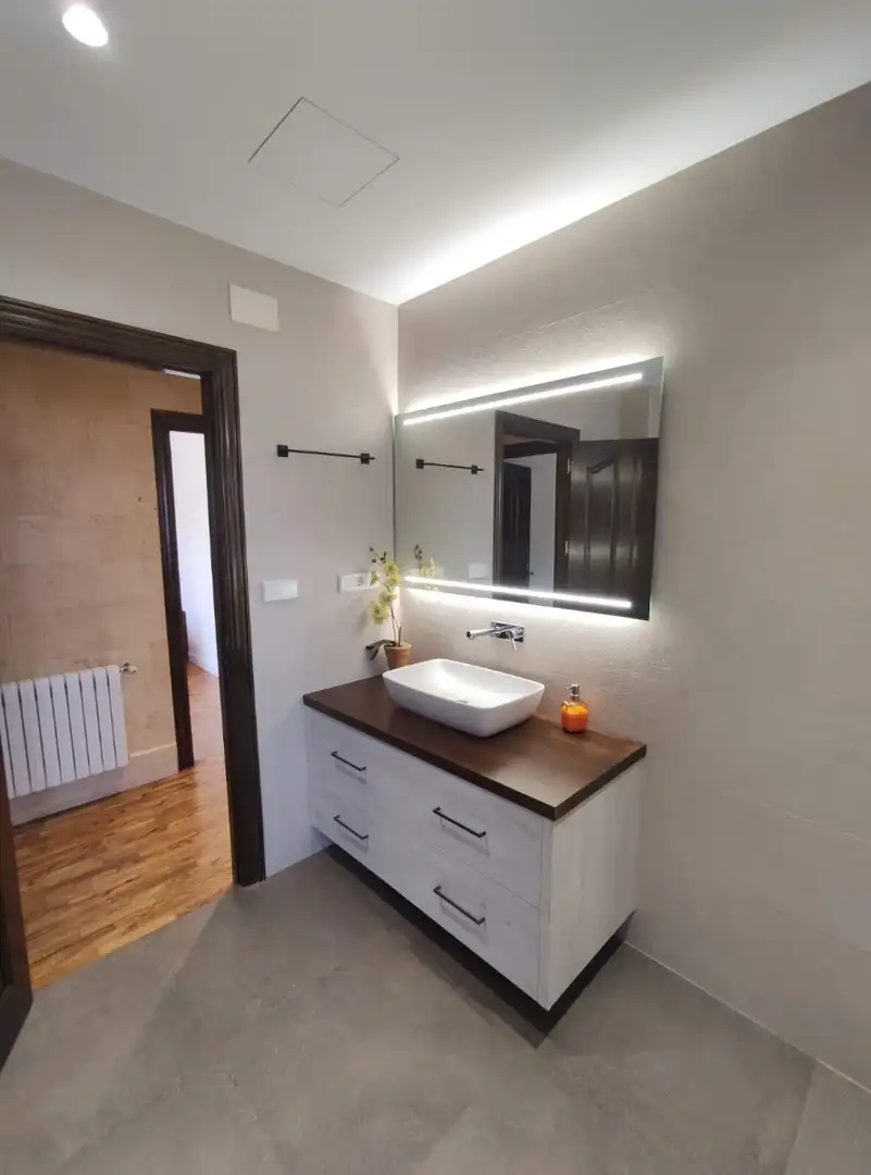 Bany de Casa o xalet en venda en Elche / Elx amb Aire condicionat, Calefacció i Jardí privat