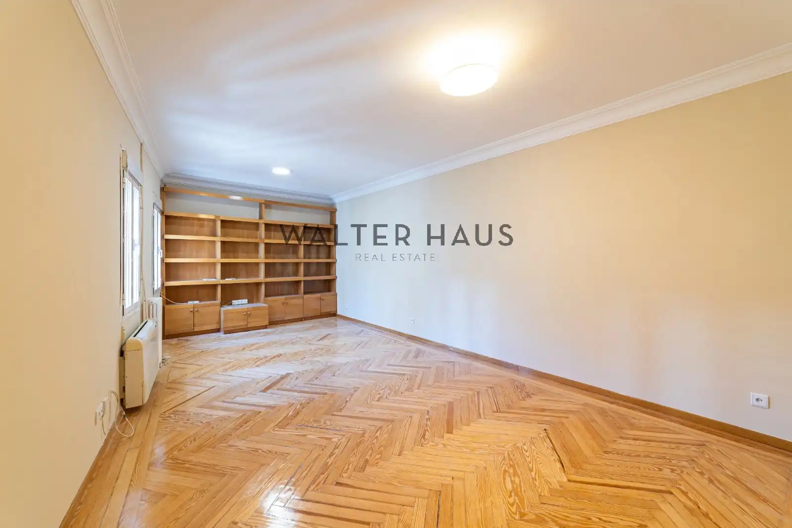 Wohnung zur Miete in Madrid mit Klimaanlage, Heizung und Ofen