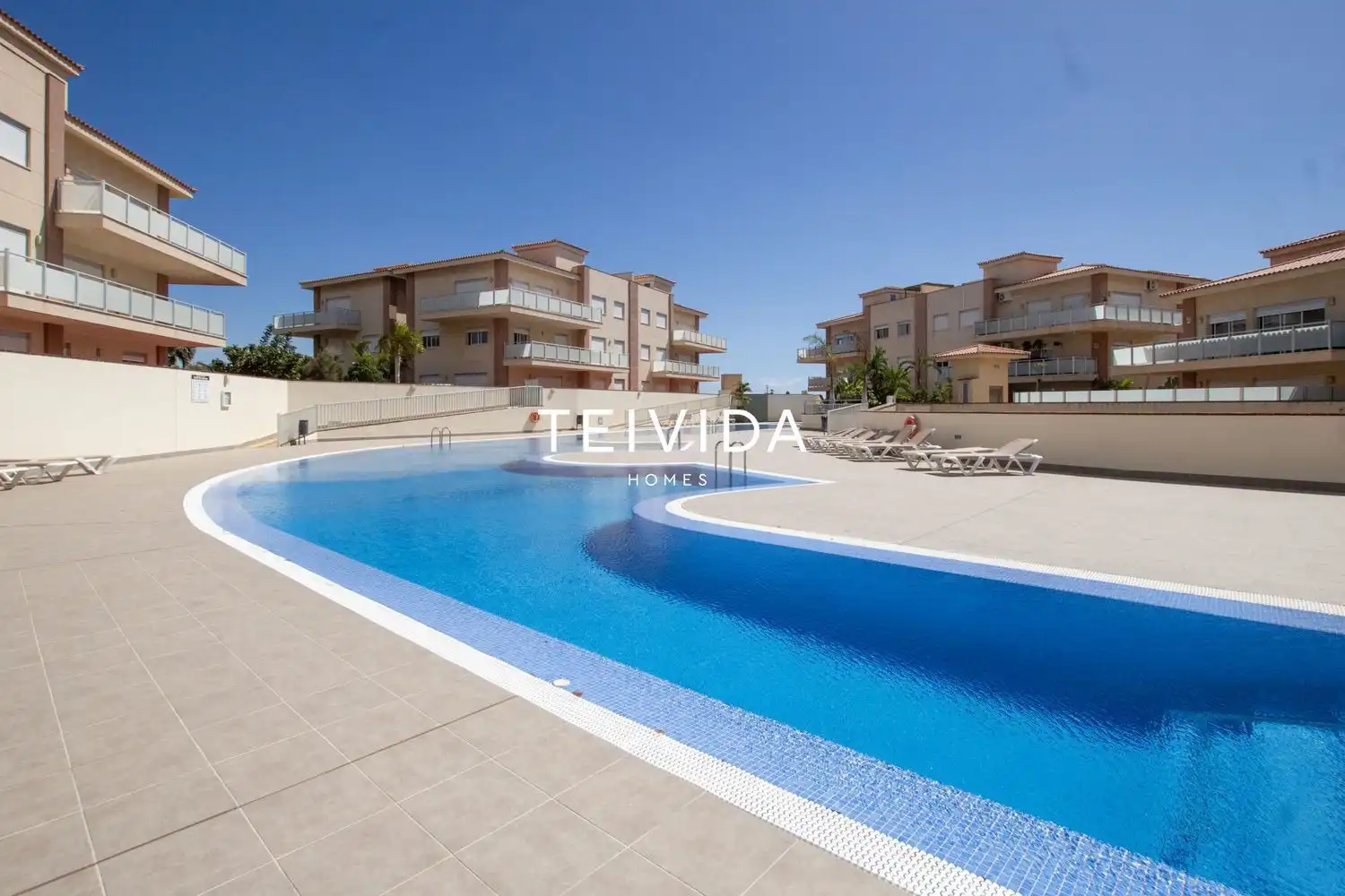 Swimming pool of Flat for sale in San Miguel de Abona  with Air Conditioner, Terrace and Storage room