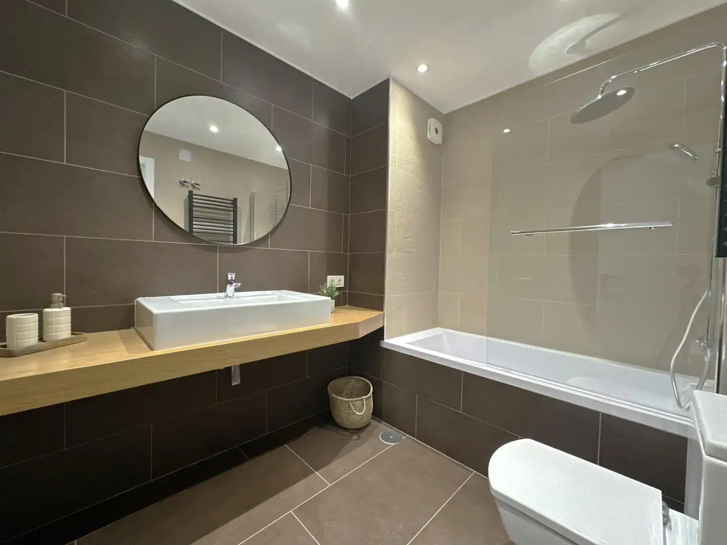 Bathroom of Flat for sale in Fuengirola