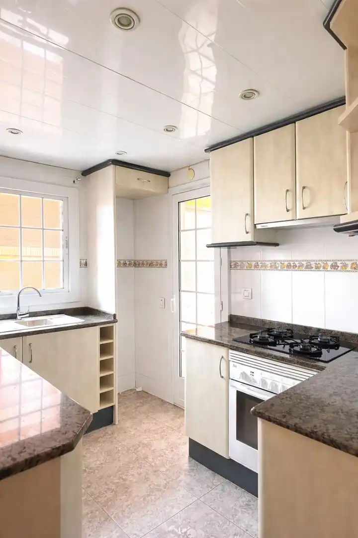 Appartement avec terrasse à vendre à Marianao, imagen 19