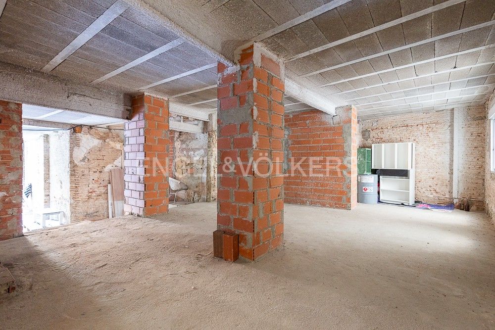 Apartment for sale in  Valencia Capital  with Heating