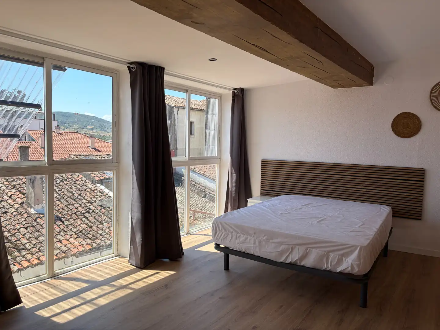 Bedroom of Attic for rent in Plasencia  with Air Conditioner, Furnished and Washing machine