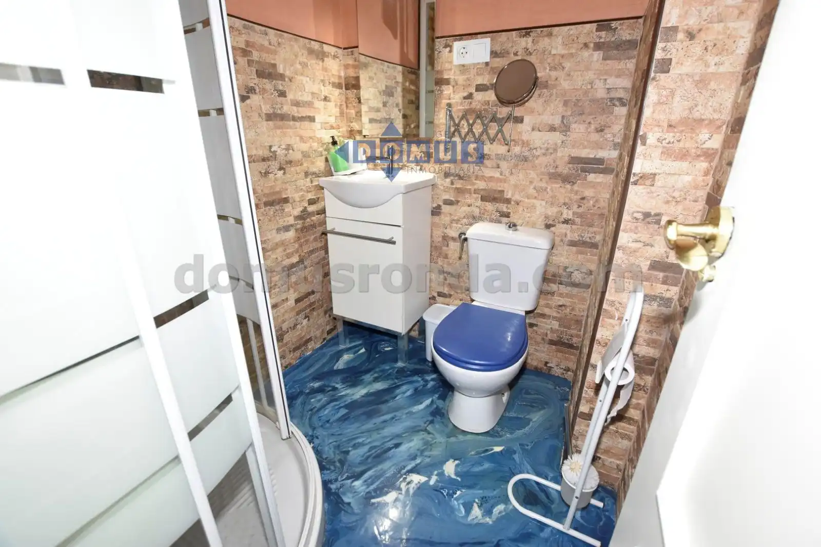 Badezimmer von Wohnung zum Verkauf in Ronda mit Klimaanlage, Heizung und Terrasse