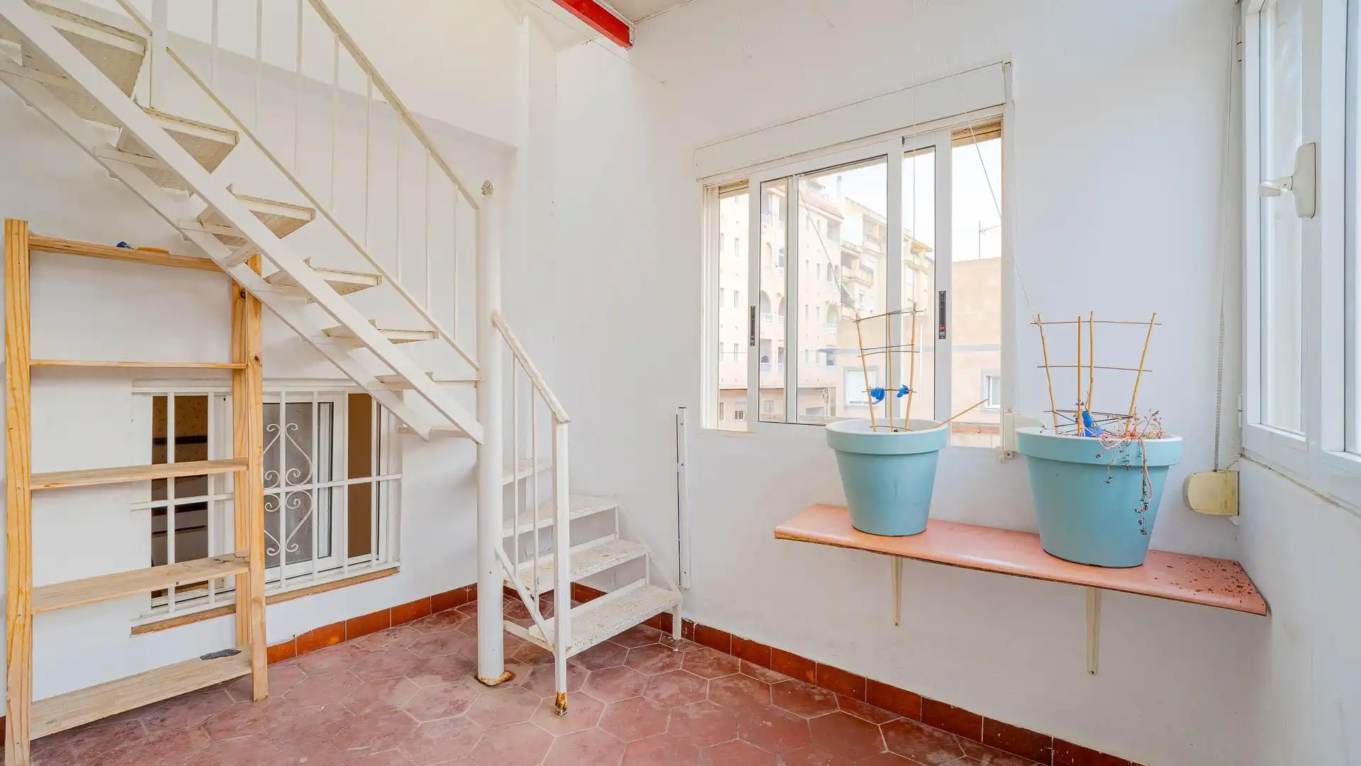 Casa adosada en venta en Torrevieja con Jardín privado, Terraza y Amueblado