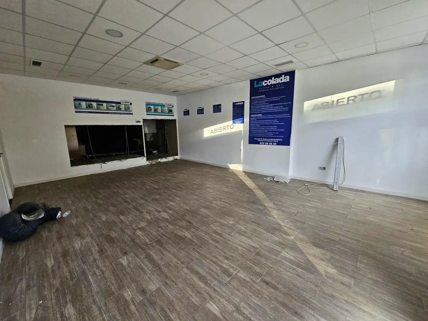 Local comercial en venta en Calle de Conesa Calderón 8, imagen 4