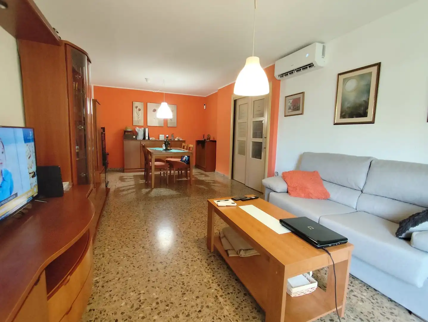 Flat with terrace for sale in Nord-oest