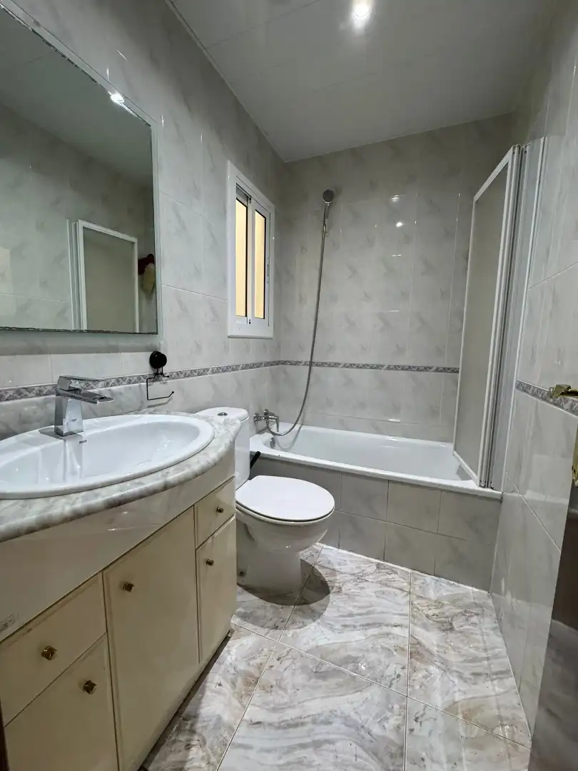 Flat for sale in Carrer de l'Escultor Ordóñez, 25, Porta