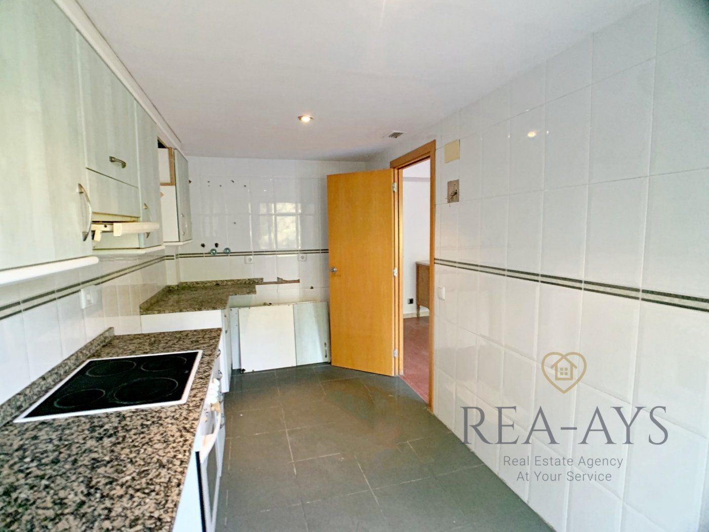Kitchen of Flat for sale in Manresa  with Air Conditioner, Heating and Terrace
