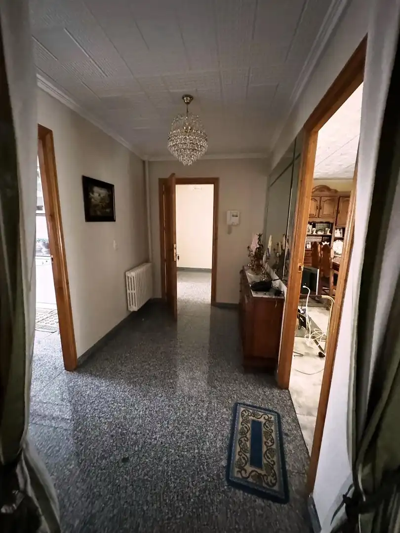 Casa adosada en venda en Ponferrada amb Calefacció i Moblat