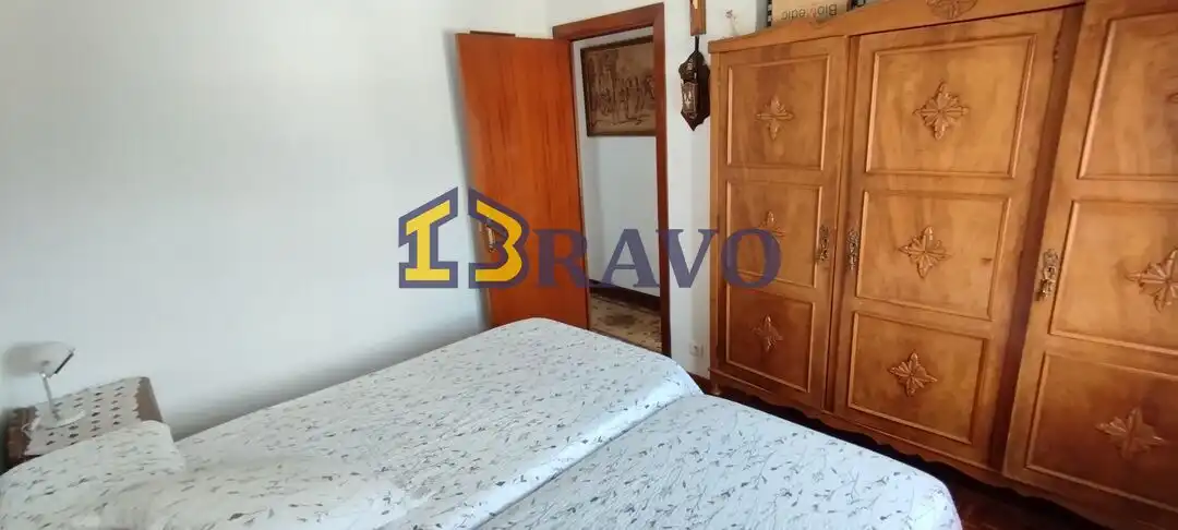 Habitación de Dúplex en venta en Medina de Pomar con Calefacción, Jardín privado y Terraza