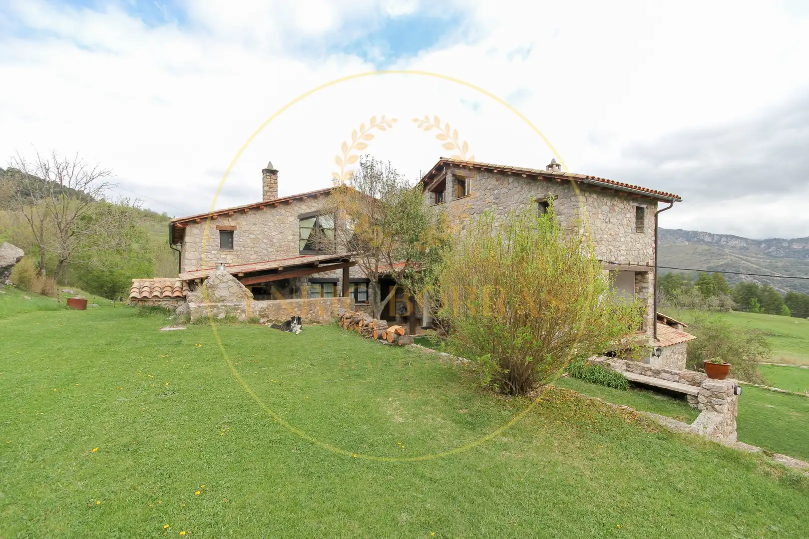 Vista exterior de Finca rústica en venta en  Barcelona Capital con Calefacción, Jardín privado y Parquet