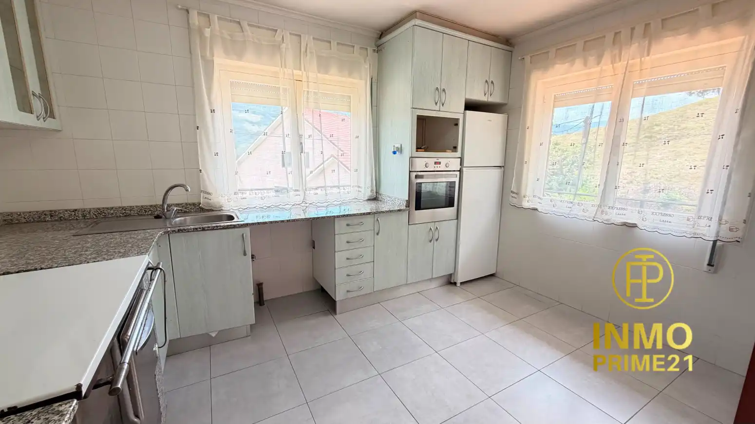 Cocina de Casa o chalet en venta en Corvera de Toranzo con Parquet y Balcón