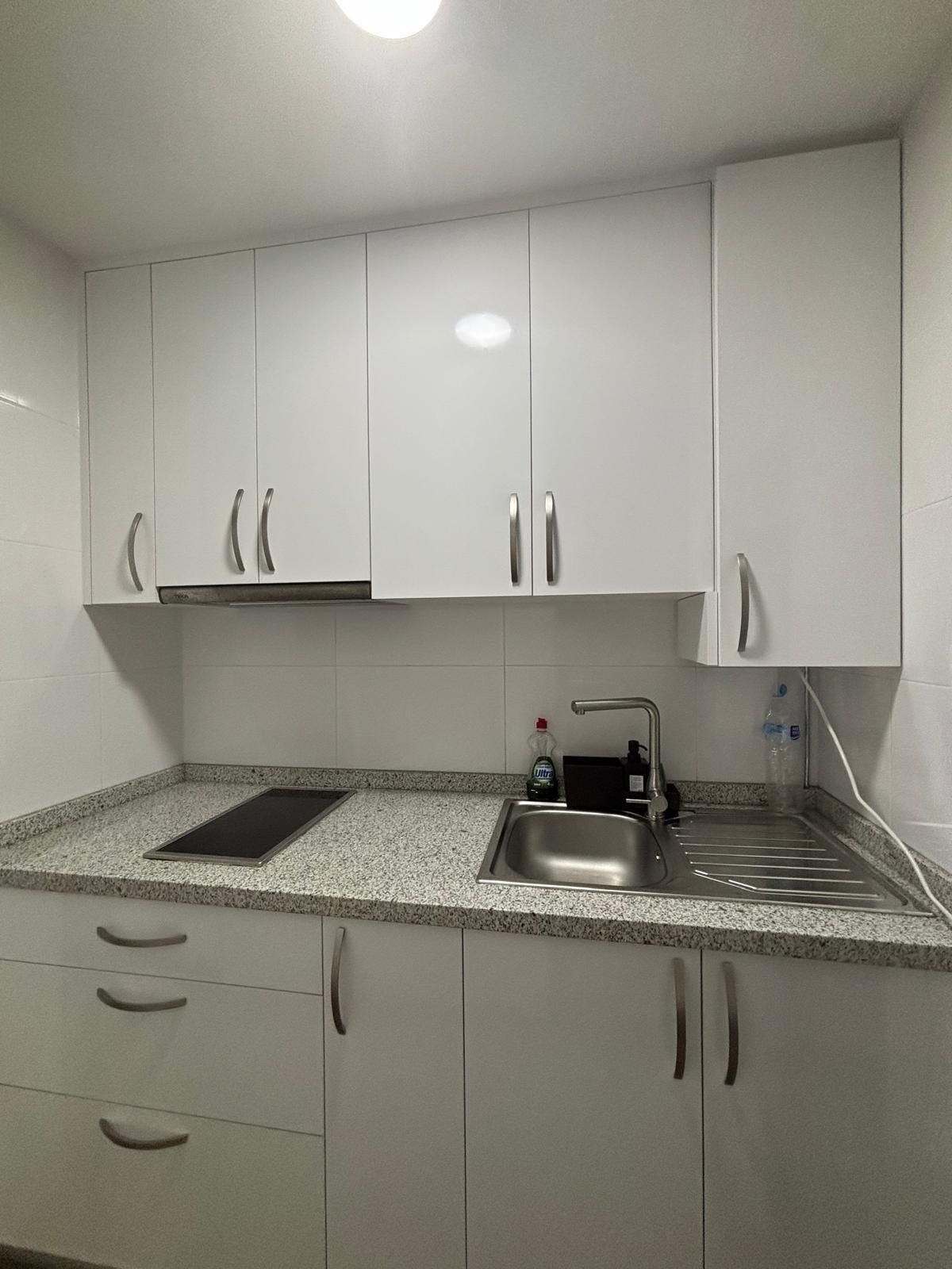 Kitchen of Flat to rent in  Granada Capital
