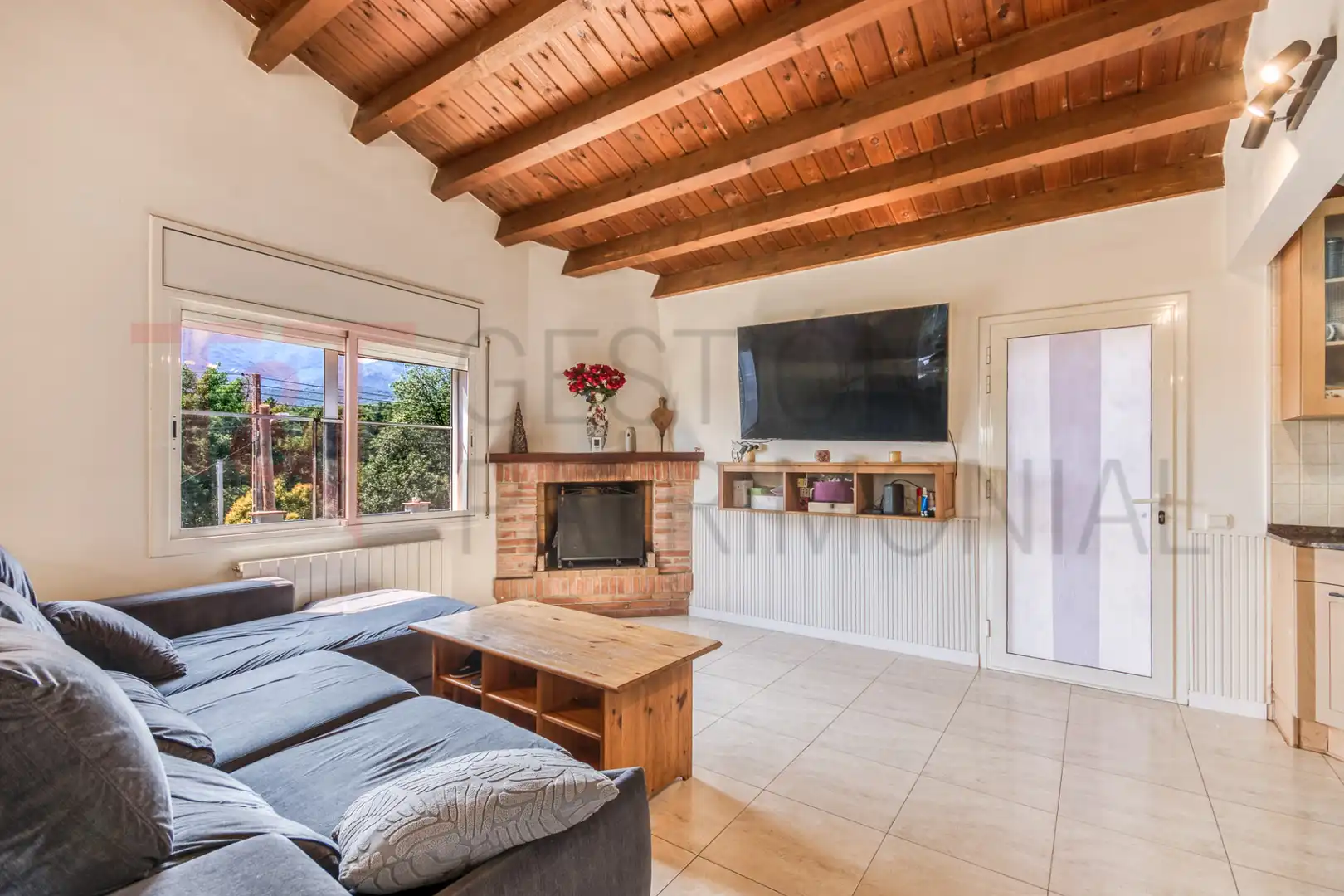 Sala d'estar de Casa o xalet en venda en Gualba amb Calefacció, Jardí privat i Terrassa