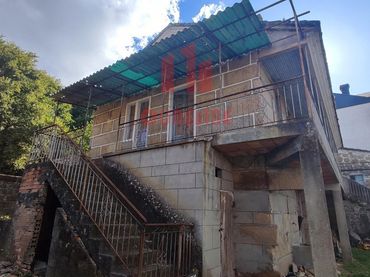 Casa con balcone in vendita a A Merca