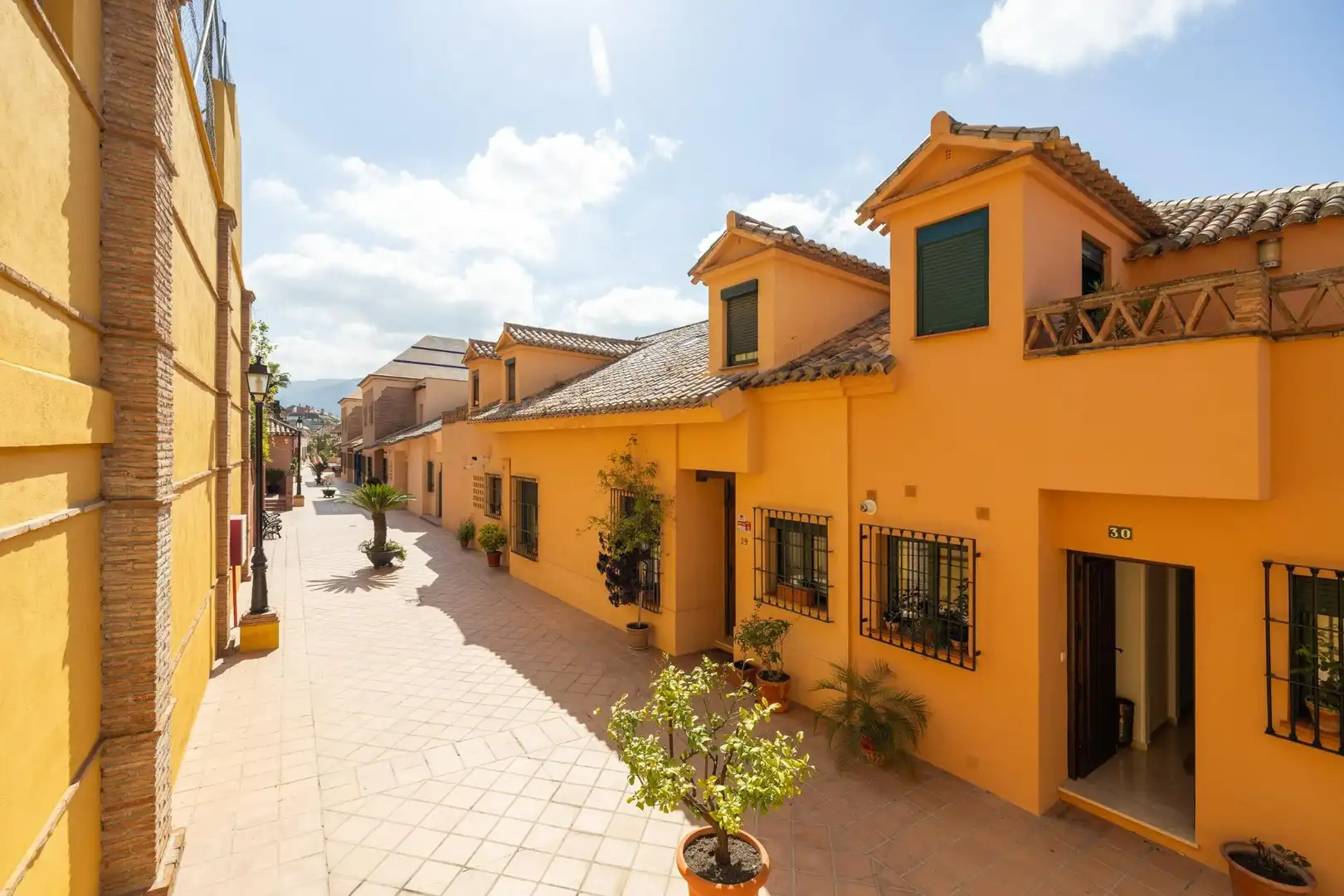 House with terrace for sale in Cuesta del Pino 65, imagen 4