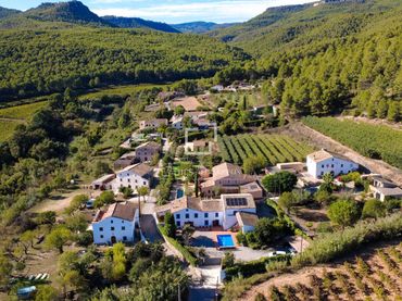 Casa rustica con piscina in vendita a Torrelles de Foix