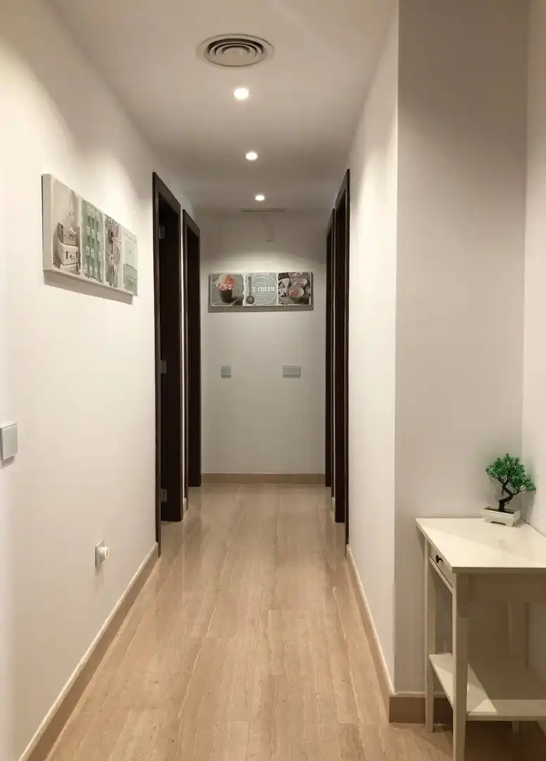 Planta baja de alquiler en Marbella con Aire acondicionado, Calefacción y Terraza