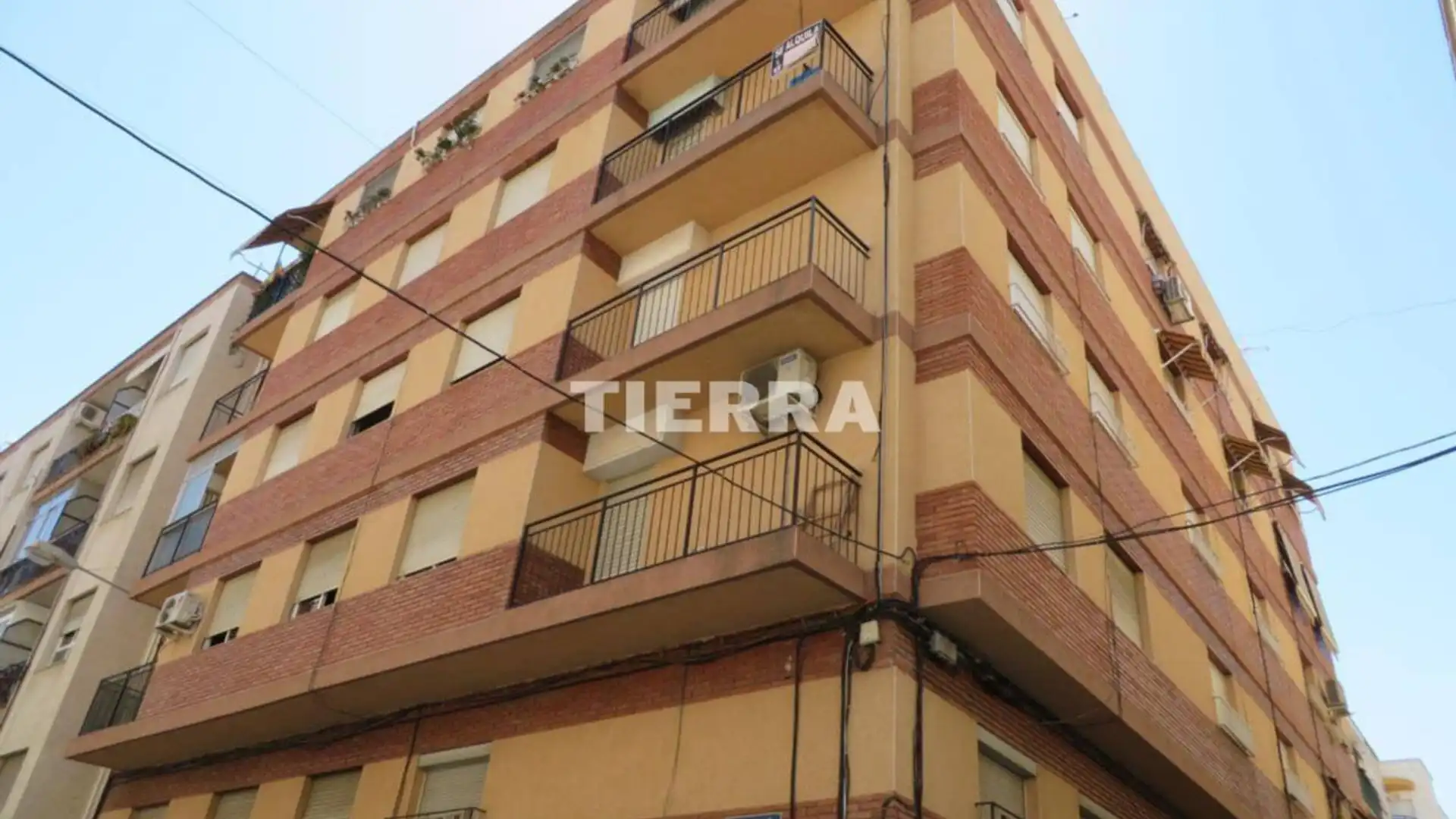 Vista exterior de Piso en venta en  Murcia Capital