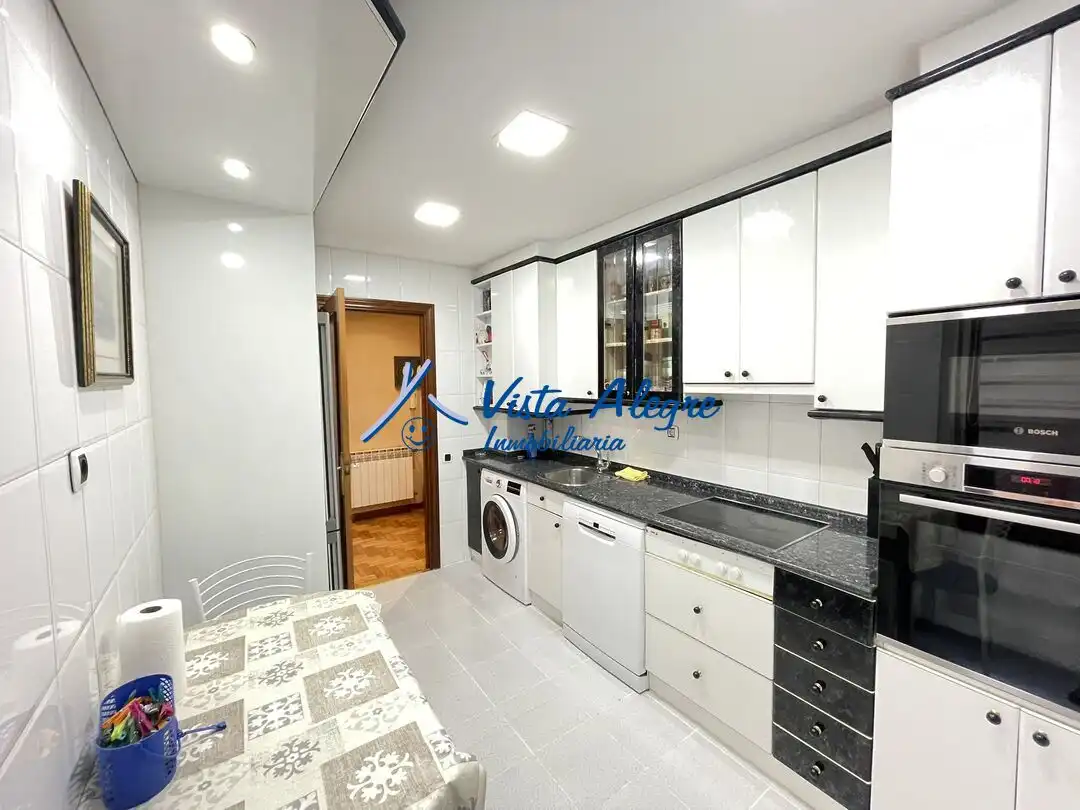 Cocina de Piso en venta en Haro, La Rioja
