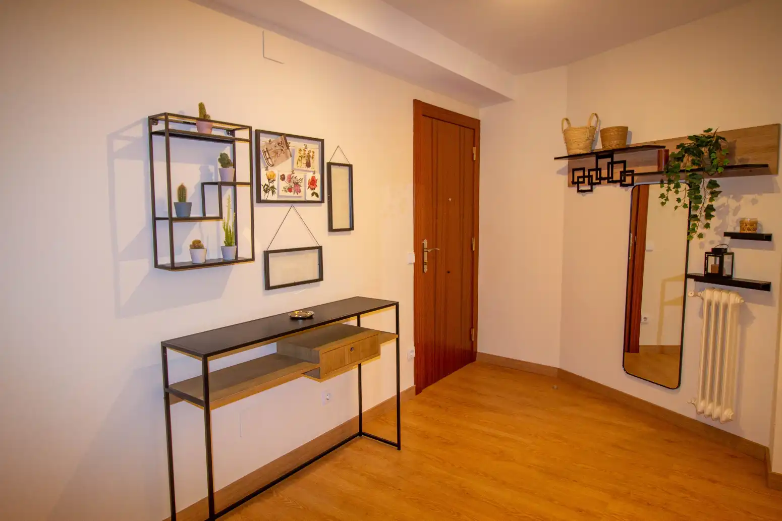 Piso de alquiler en Gijón  con Calefacción, Terraza y Trastero