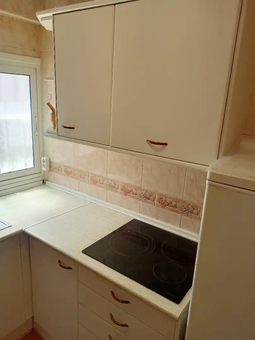 Penthouse with lift to rent in Calle Sancha de Lara, imagen 14