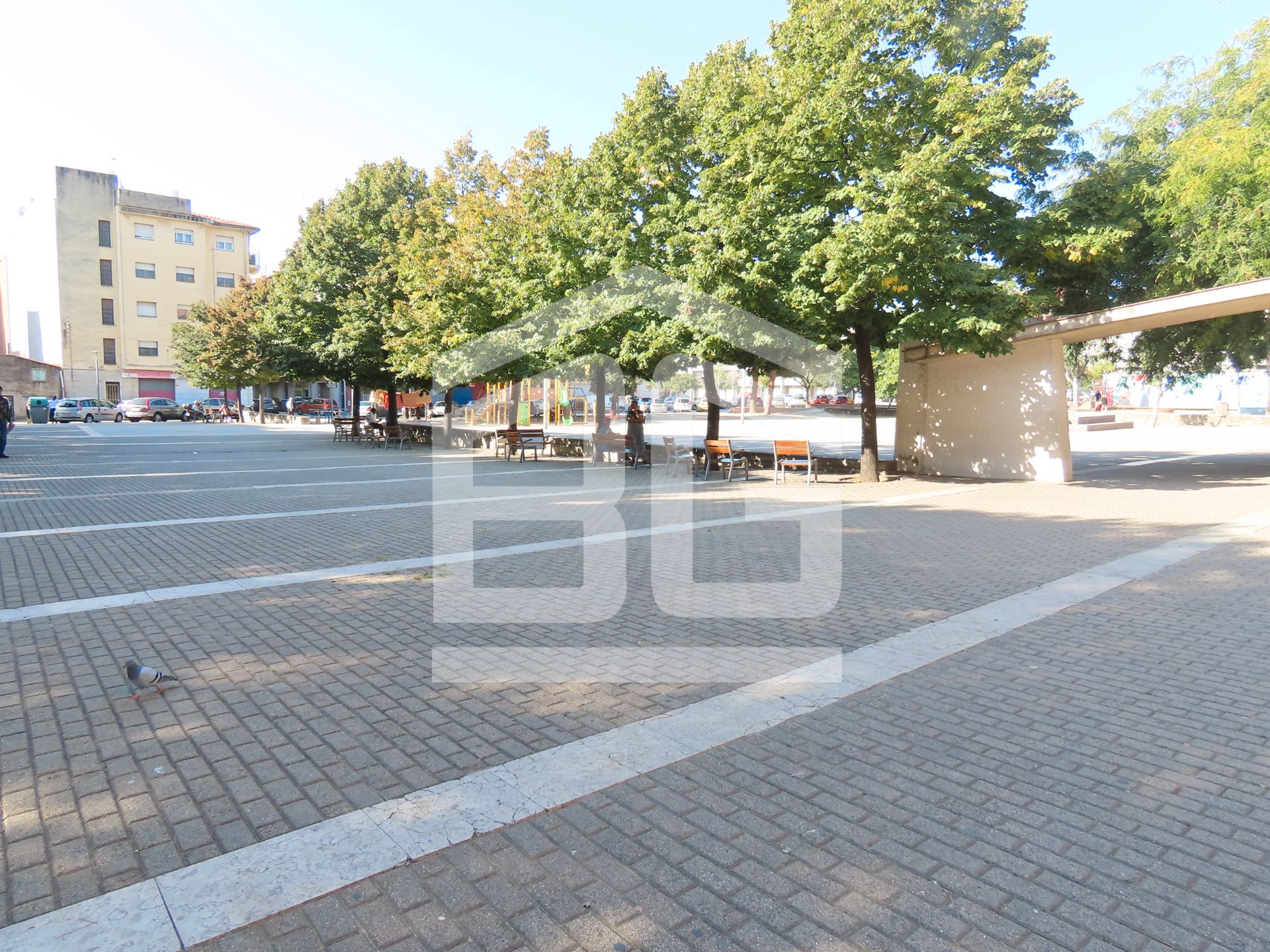 Vista exterior de Local en venta en Canovelles con Aire acondicionado, Calefacción y Amueblado