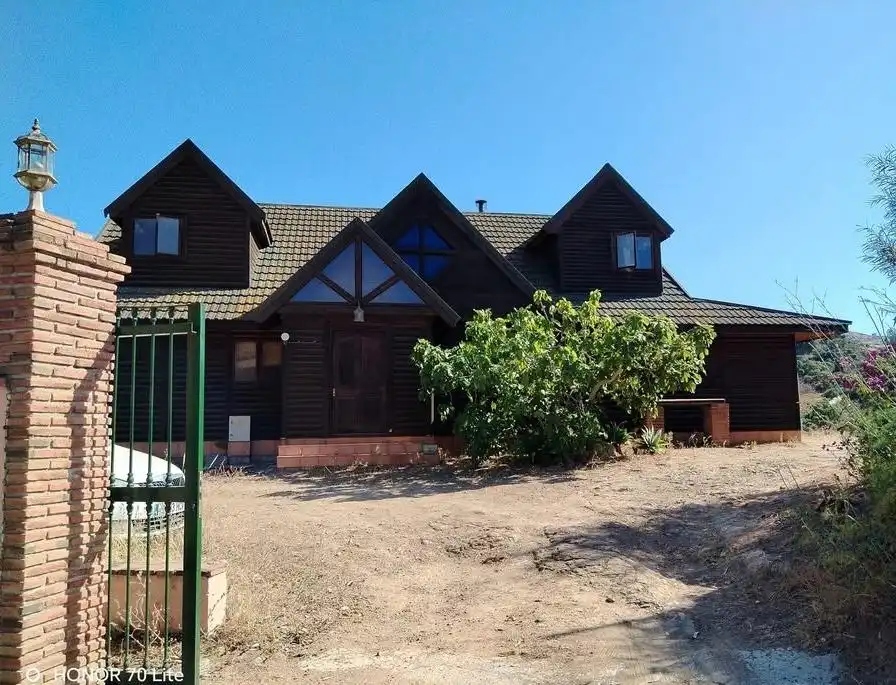 Vista exterior de Finca rústica en venta en Mijas con Calefacción, Jardín privado y Terraza