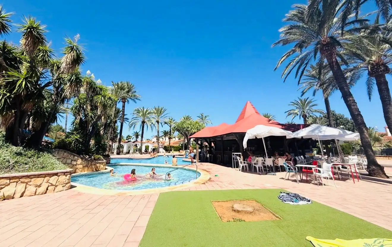 Apartament amb piscina en venda a El Puerto, imagen 2