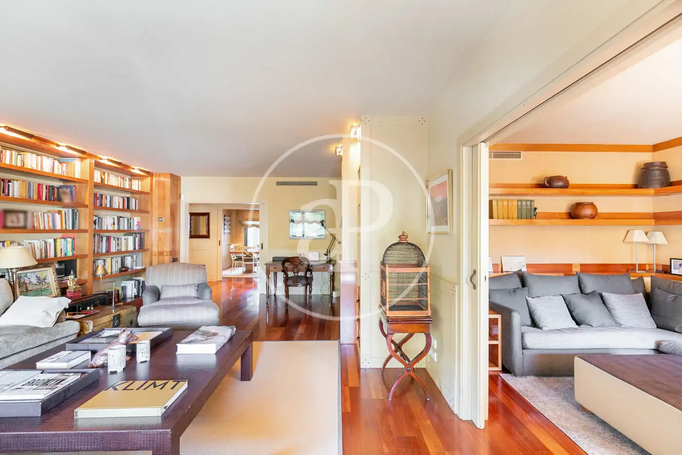 Sala de estar de Piso en venta en Barcelona con Aire acondicionado, Calefacción y Jardín privado