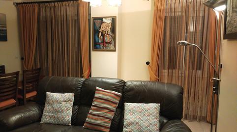 Foto 4 de Pis de lloguer a Avenida Condes de San Isidro, 92, Puerto Deportivo, Fuengirola