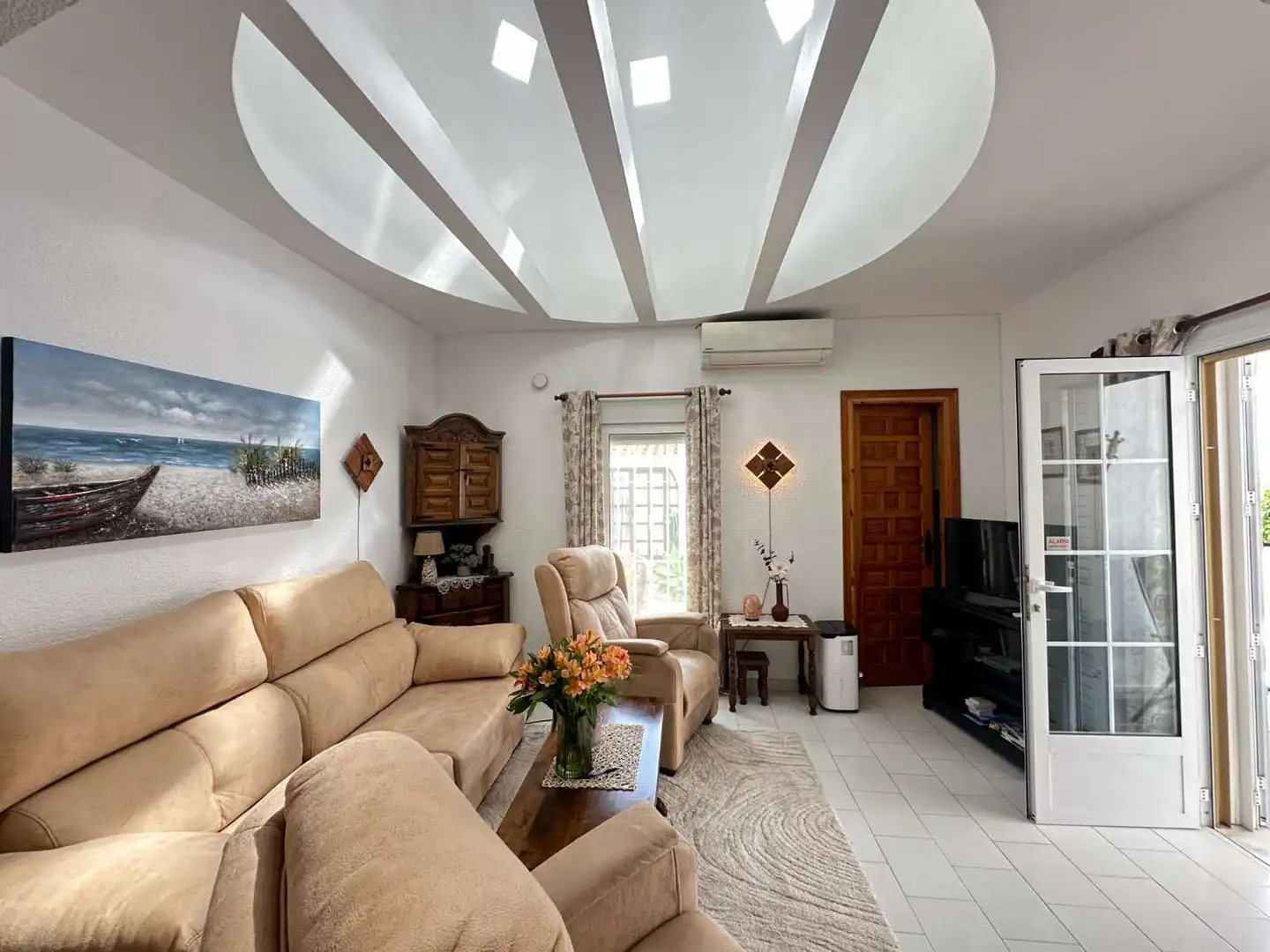 Sala de estar de Casa o chalet en venta en Orihuela con Aire acondicionado, Trastero y Amueblado