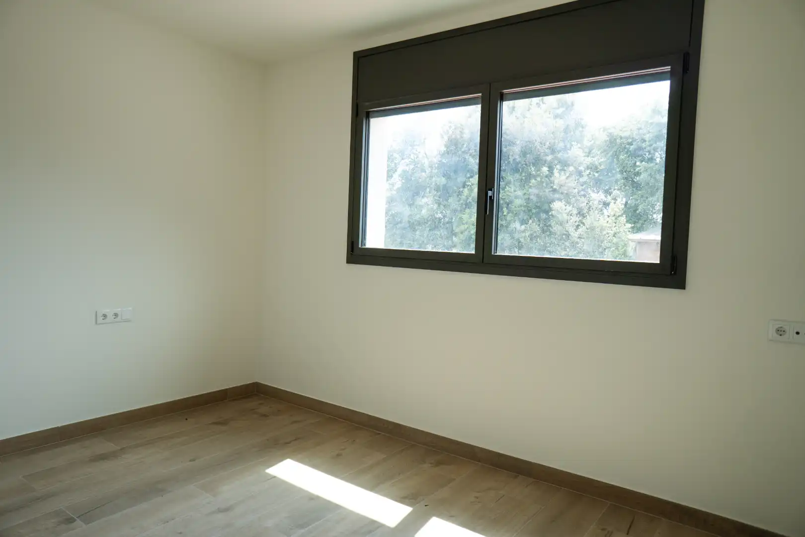 Schlafzimmer von Einfamilien-Reihenhaus zum Verkauf in Sant Esteve de Palautordera mit Heizung, Privatgarten und Terrasse