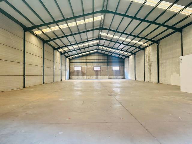 Nave industrial en Alquiler en Oeste