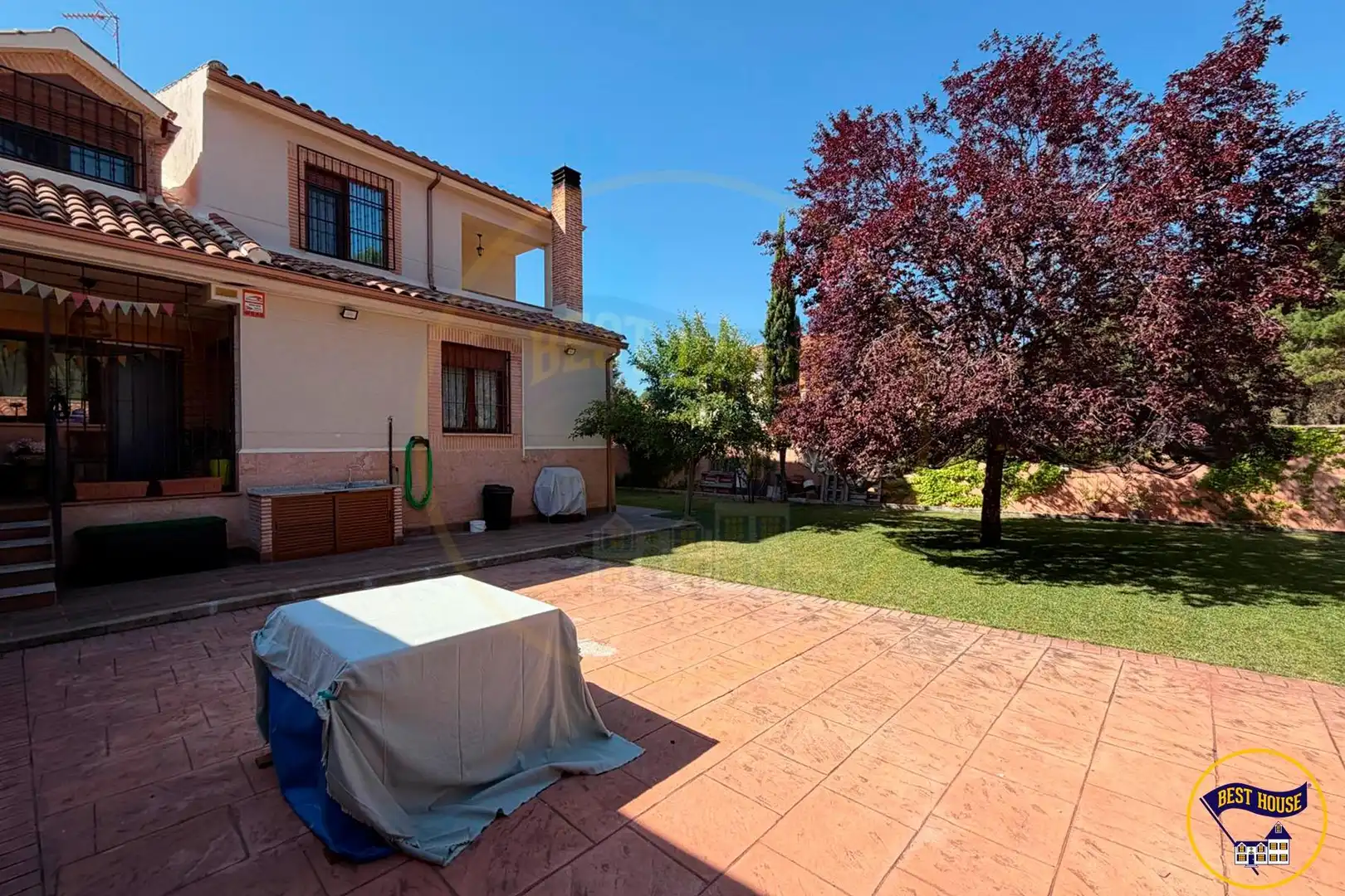Jardí de Casa adosada en venda en Chillarón de Cuenca amb Calefacció, Jardí privat i Terrassa