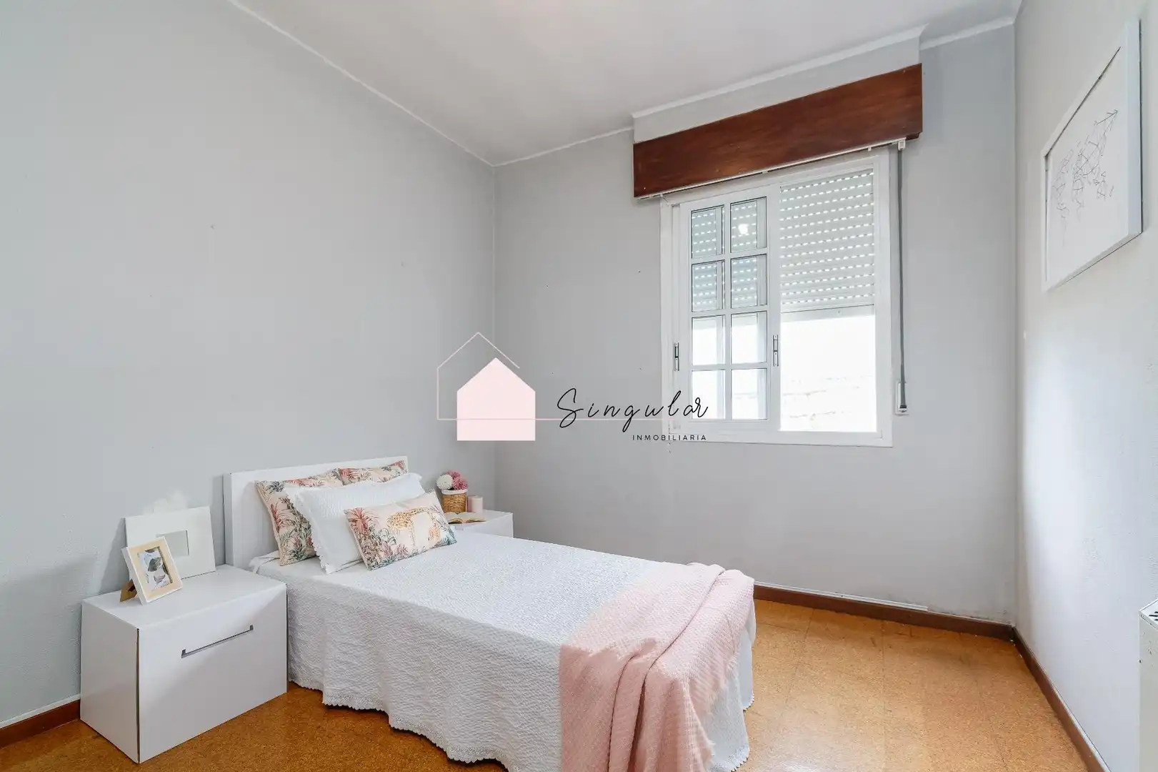 Habitación de Casa o chalet en venta en Vigo  con Calefacción, Jardín privado y Trastero
