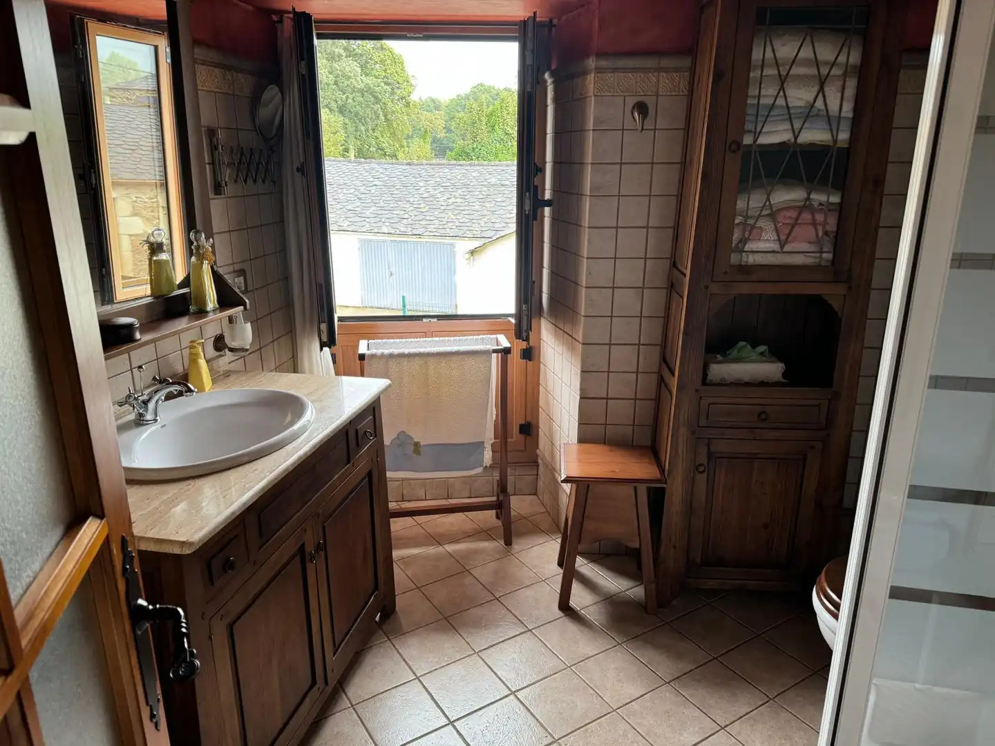 Bathroom of Houses for sale in Begonte  with Furnished