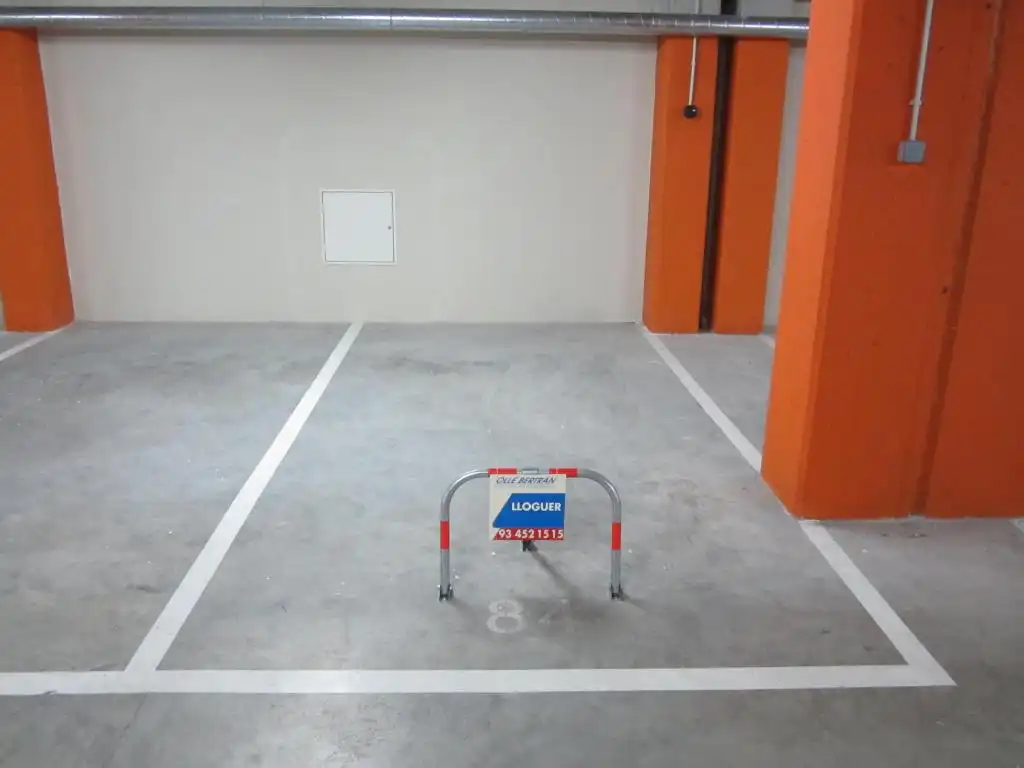 Einzelparkplatz zum Verkauf in del Parc de Can Mercader, imagen 2