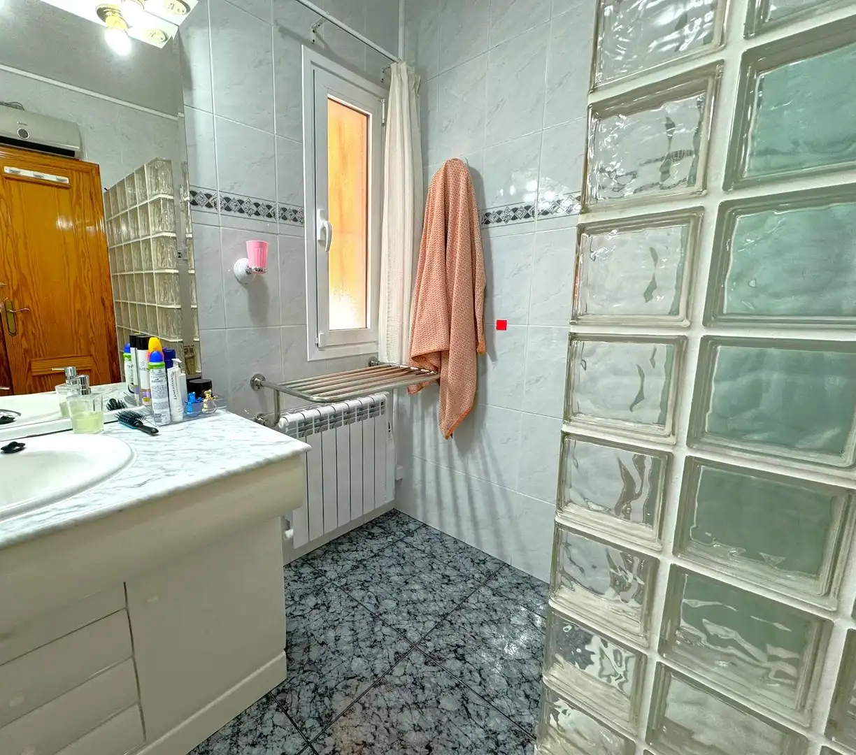 Bany de Casa o xalet en venda en San Pedro del Pinatar amb Aire condicionat, Calefacció i Terrassa