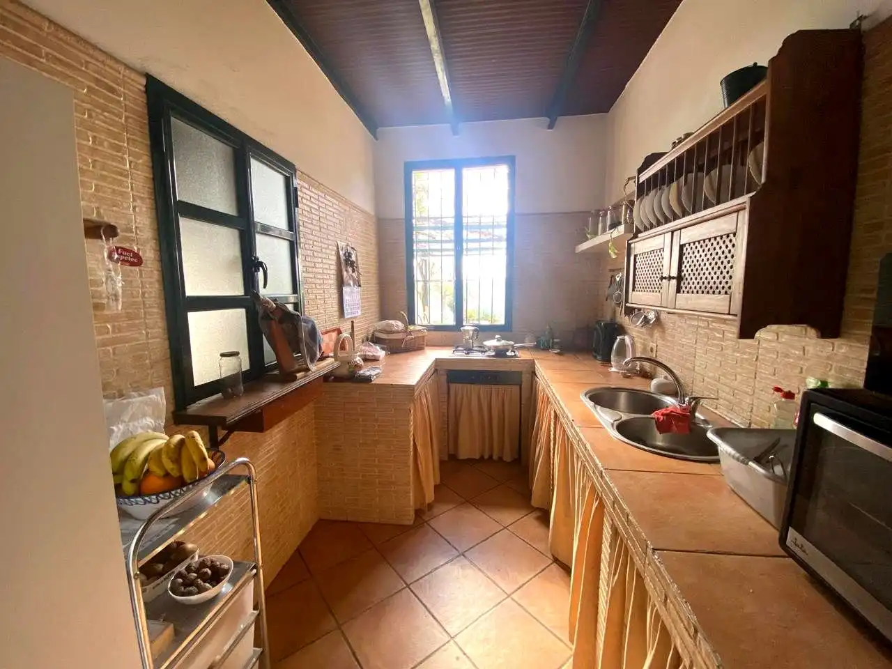 Cocina de Finca rústica en venta en El Viso del Alcor