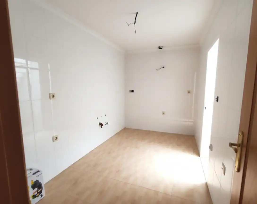 Penthouse with terrace for sale in Calle Ismael de Tomelloso, imagen 7