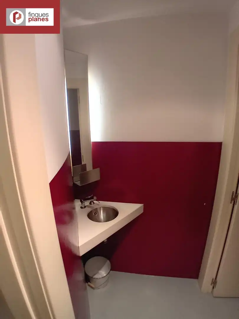 Baño de Local de alquiler en La Seu d'Urgell con Amueblado